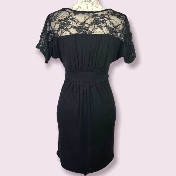 One Clothing, Lace Top Short Sleeve Dress, Size Small - Picture 4 of 16